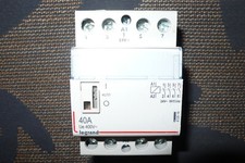 CONTACTEUR TETRAPOLAIRE