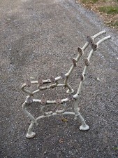 Paire de pieds de banc ancien en fonte  (G L)