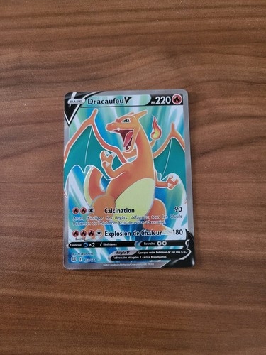 Carte pokémon dracaufeu - pokémon, v