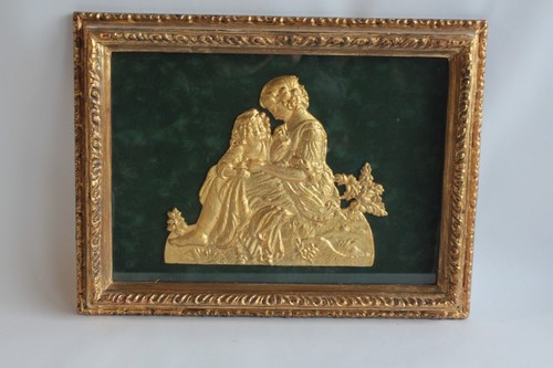 Bas relief bronze - , femmes