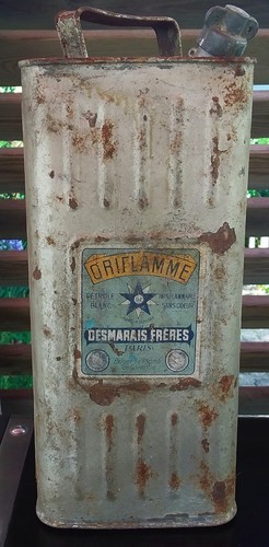 Bidon pétrole blanc - pétrole,