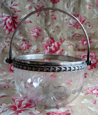 COUPE EN CRISTAL TAILLÉ ET