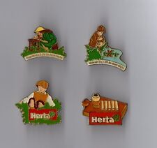 lot de 4 pin's différents