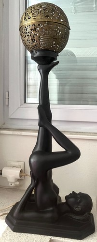 Lampe femme nue globe - lampe, nue"/