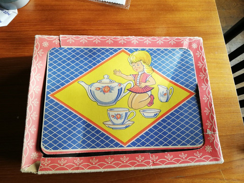 Ancienne petite dinette sa - ,