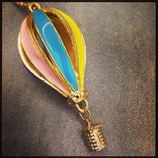 COLLIER / SAUTOIR MONTGOLFIERE