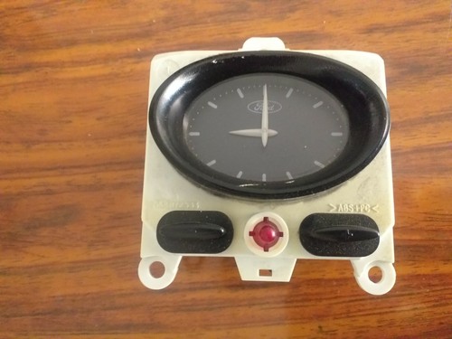 Montre tableau bord de - bord,