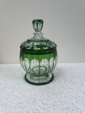 Ancienne bonbonnière en cristal doublé de couleur Baccarat ou Saint Louis XIX