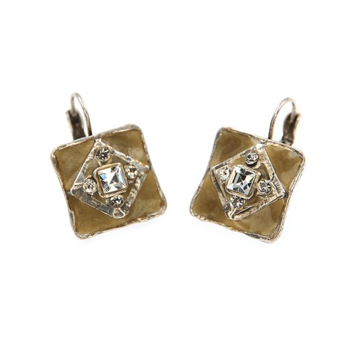 Boucles oreilles entre - boucles, d’oreilles