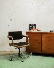 Jakob, le fauteuil en cuir et