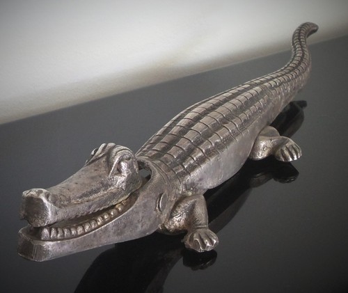 Crocodile casse noisettes - crocodile, casse-noisettes