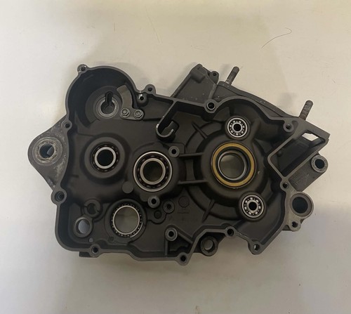 Carter moteur droit - carter, 125