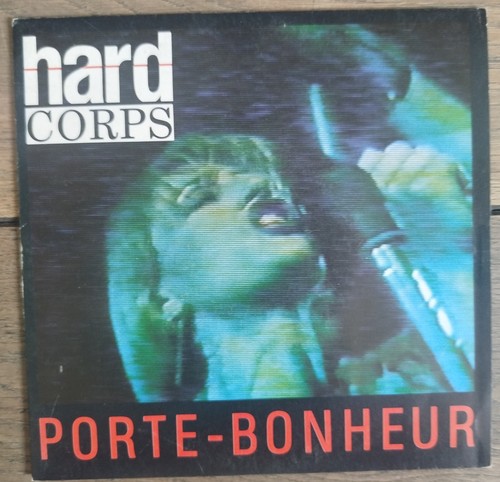 Hard corps porte - porte-bonheur,