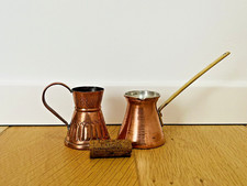 Deux anciens cezves en cuivre