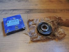 Pignon de boite de vitesses  28/35 dents 1er Vitesse Peugeot 404 -Ref 234430