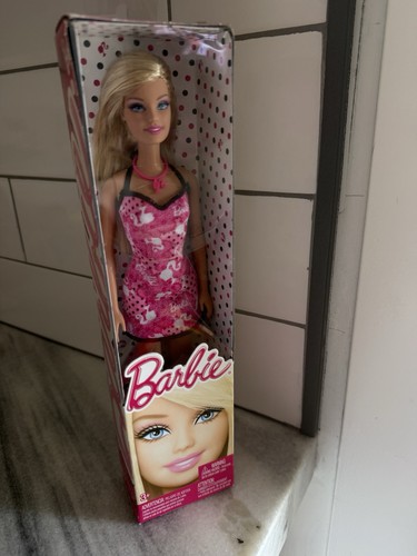 Barbie fashionistas pink - barbie, print
