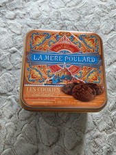 Boîte carrée en métal La