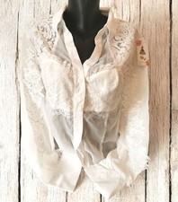 Chemise blanche neuve dentelle