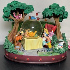 Disney - LARGE Alice In