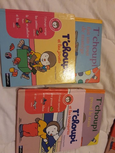 Lot livres pour - 4,