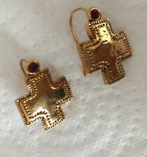 BOUCLES D'OREILLES PLAQUE