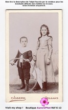 ENFANTS AVEC JOUET CERCEAU &