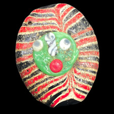 Perle de visage en verre