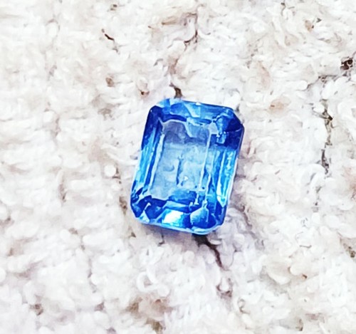 Saphir bleu naturel - bleu,