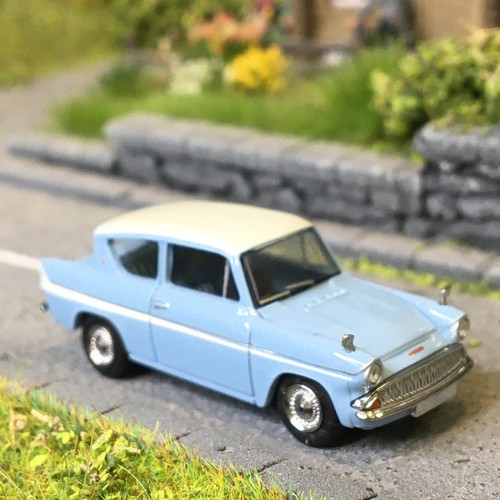 Ford anglia bleu - bleu,, blanc,