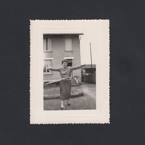 Femme hula hoop - hula,