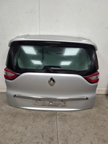 Malle hayon arriere renault - malle/hayon,