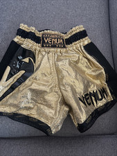 short de boxe thaï venum taille L, jamais porté