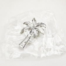 Armoire accrocheuse design