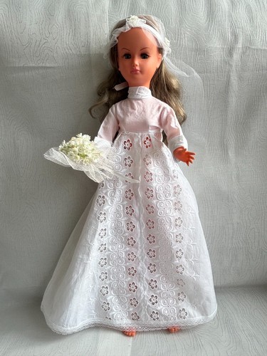 Poupée dolly gégé en - dolly,