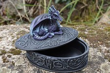 65762 V    FIGURINE  STATUETTE