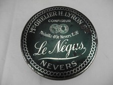ancienne boîte métal Le Négus confiseur Nevers déco pub old french candy box can