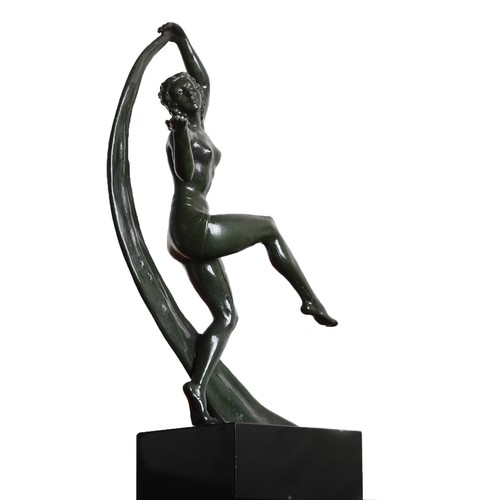 Sculpture danseuse voile en - danseuse, au