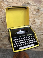 Machine à Ecrire REMINGTON Riviera Sperry Rand Métal + Bakélite Jaune #C938