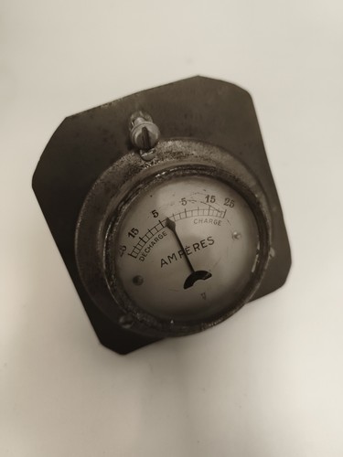 Ampèremètre ancien charge
