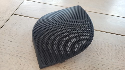 Cache grille enceinte - cache,
