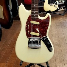 Guitare électrique Fender Japan MG65 VSP