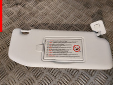 Pare soleil avant Droit