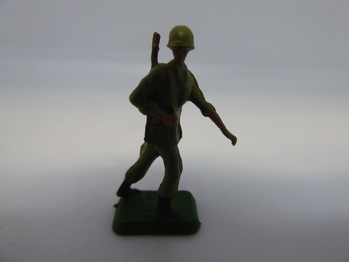 Starlux plastique soldat - -,