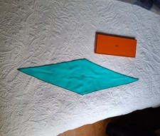 Foulard Hermès losange en