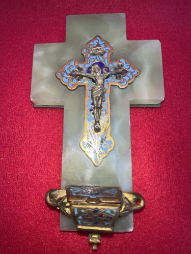 Croix bénitier ancienne - , verte
