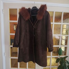 Manteau en peau retournée