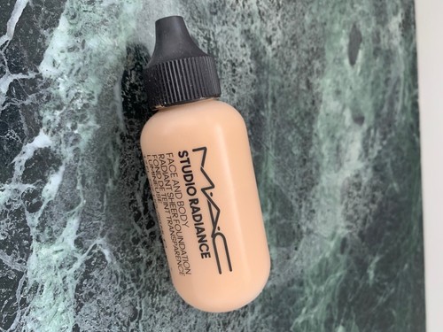 Fond teint studio radiance - studio,