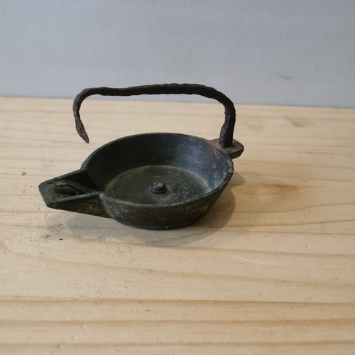 Ancienne lampe huile - ancienne, en