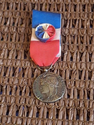 Médaille travail - travail,