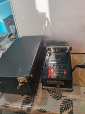 Ancienne machine calculer - ancienne, a